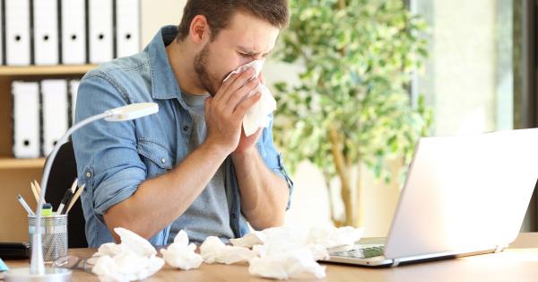Purificatore d'aria in ufficio. Come prevenire allergie, asma e altri problemi